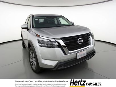 Used 2025 Nissan Pathfinder SV