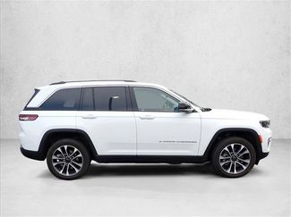 Used 2023 Jeep Grand Cherokee 4WD 4xe w/ Luxury Tech Group II video 4