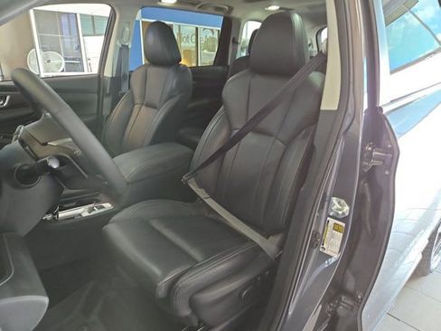 Used 2023 Subaru Ascent Touring AWD/4WD image 11
