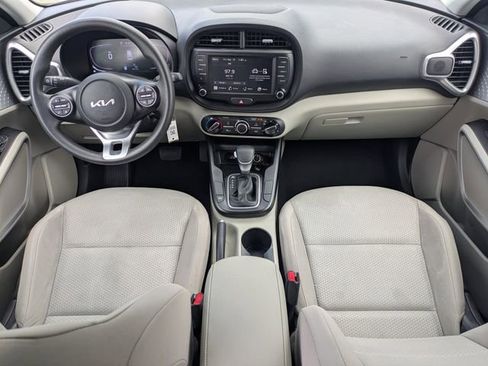 Used 2023 Kia Soul LX w/ Option Group 015 FWD image 14