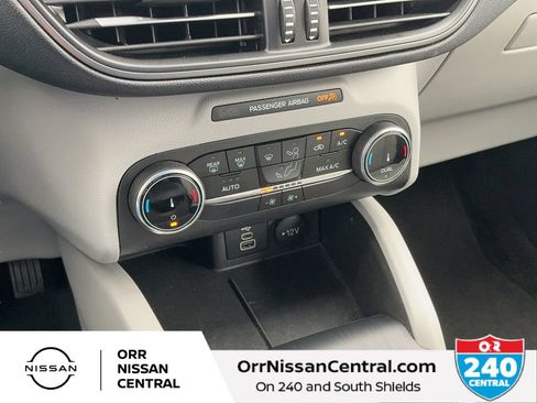 Used 2025 Ford Escape Active FWD image 23