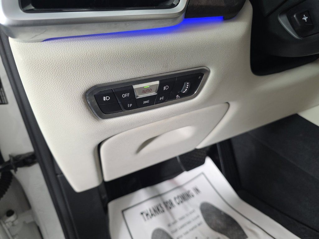 Used 2019 BMW X5 xDrive40i AWD/4WD image 13
