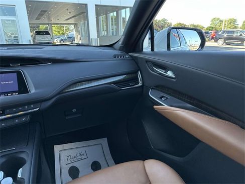 Certified 2022 Cadillac XT4 Premium Luxury w/ Enhanced Visibility Package image 60