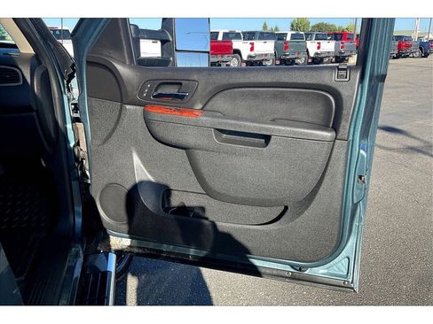 Used 2013 GMC Sierra 2500 SLT w/ SLT Convenience Package image 24
