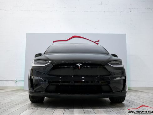 Used 2022 Tesla Model X Plaid image 32
