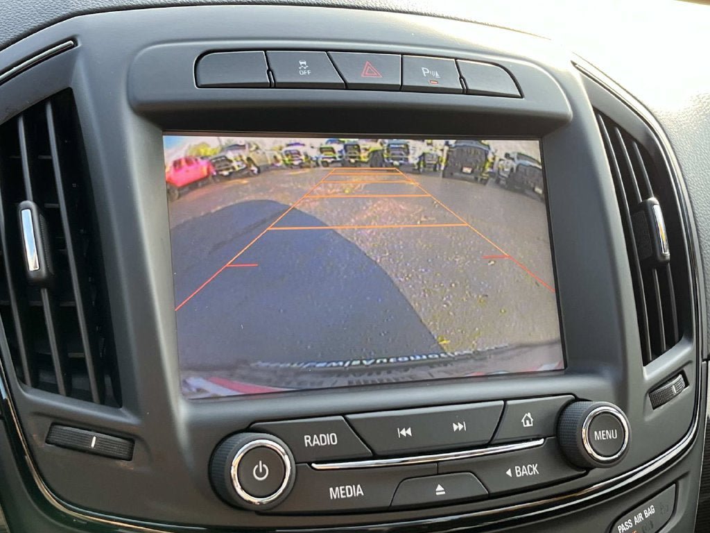 Used 2015 Buick Regal Premium FWD image 31