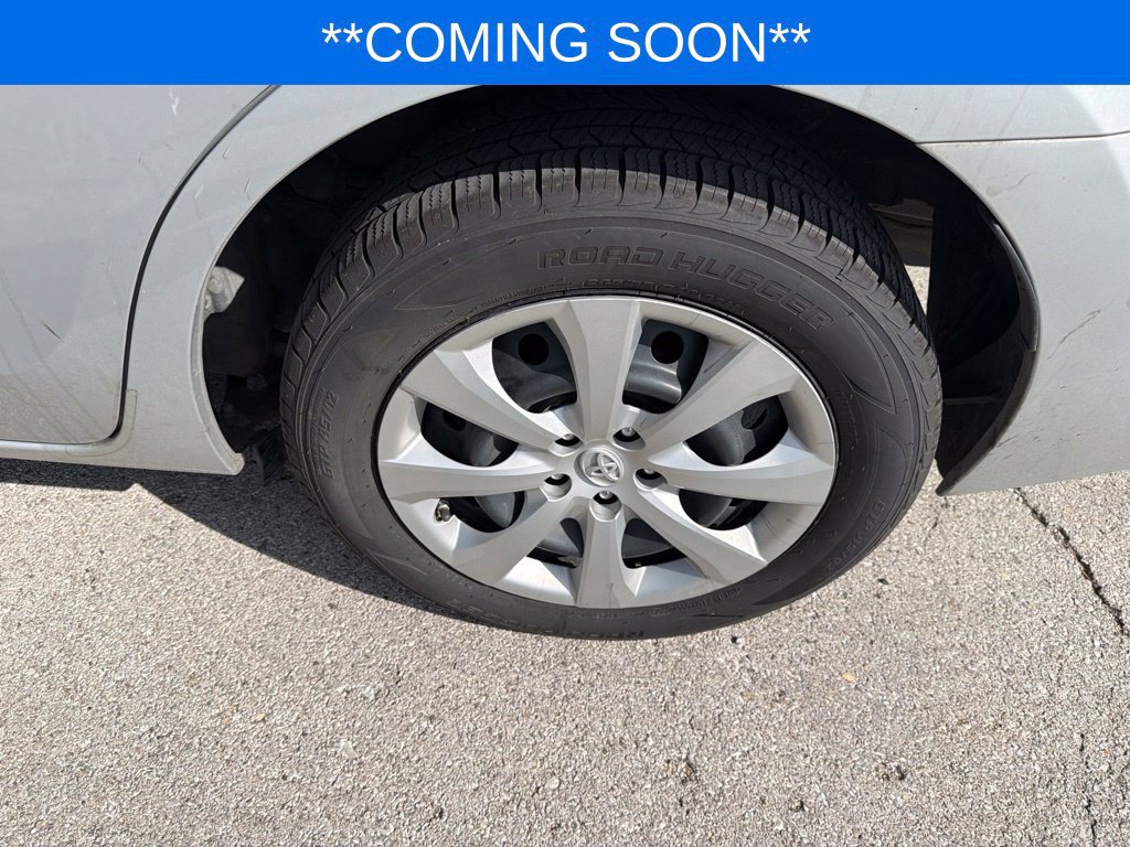 Used 2019 Toyota Corolla LE FWD image 14