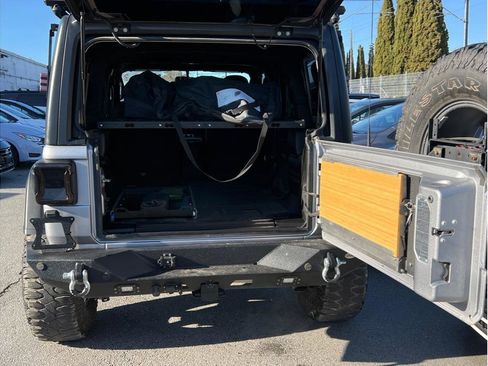 Used 2019 Jeep Wrangler Unlimited Sport S image 5
