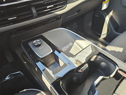 New 2026 Buick Enclave Sport Touring w/ Power Package image 28