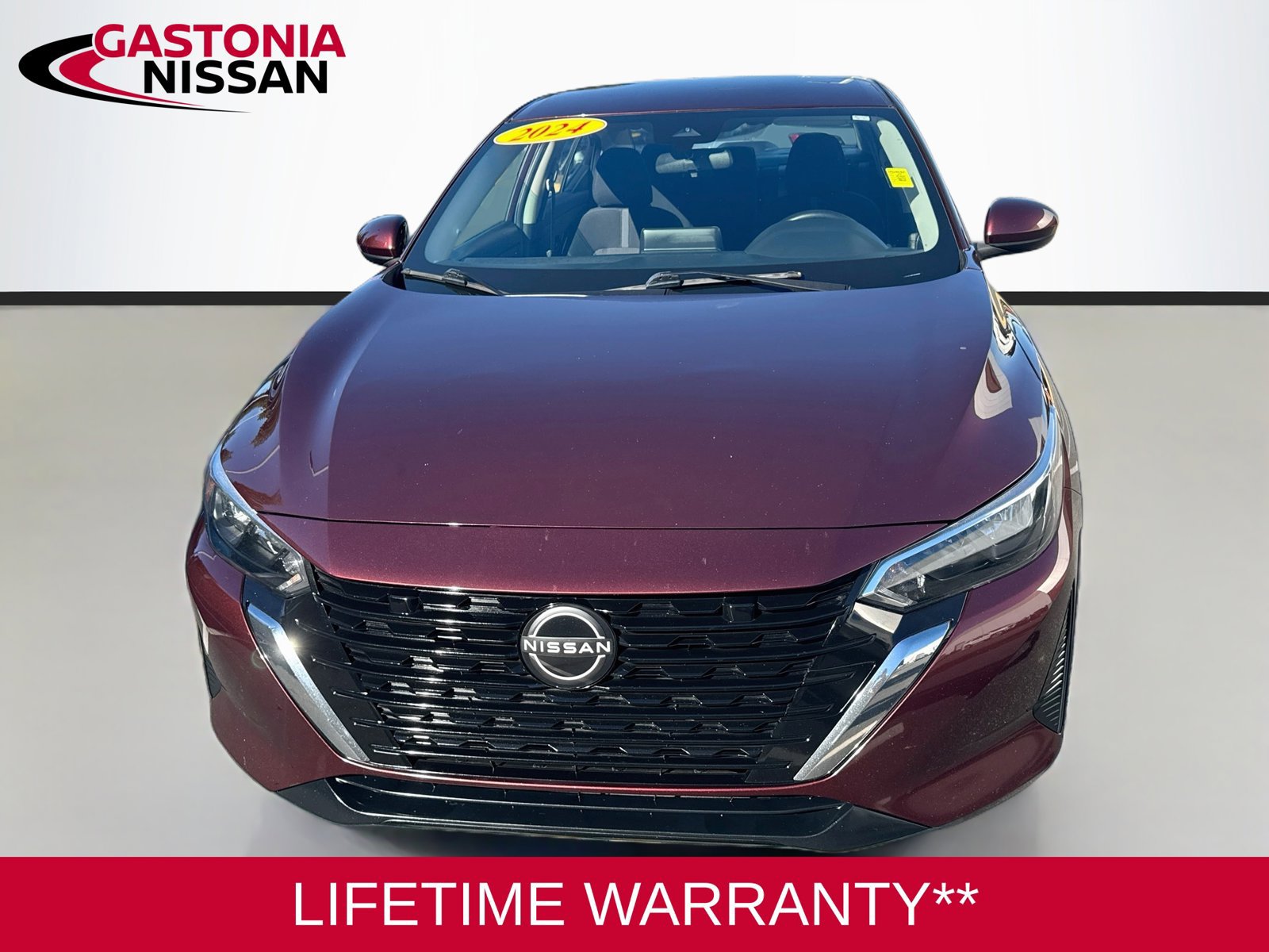 Used 2024 Nissan Sentra SV FWD image 2