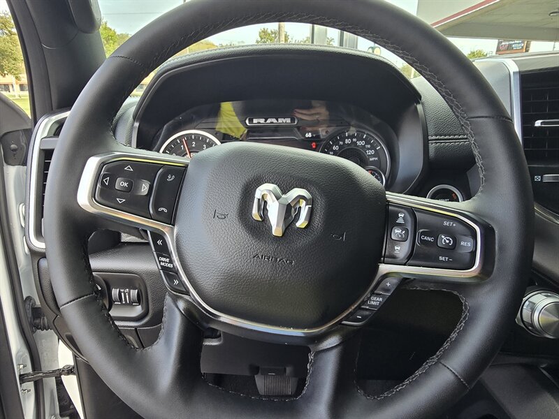 Used 2026 RAM 1500 Laramie AWD/4WD image 28