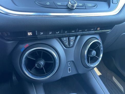 Used 2023 Chevrolet Blazer LT w/ Driver Confidence Package image 21