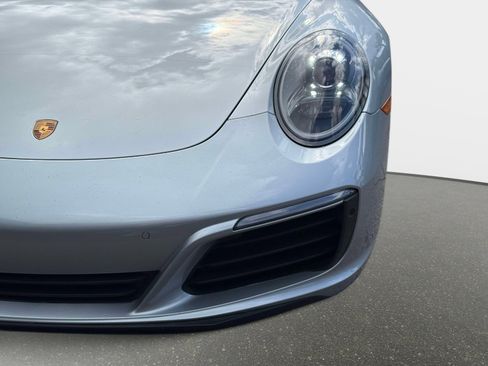 Used 2017 Porsche 911 Carrera 4S image 10