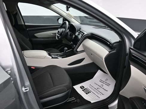Used 2023 Hyundai Tucson SEL image 12