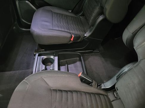 Used 2021 Ford Explorer XLT image 55