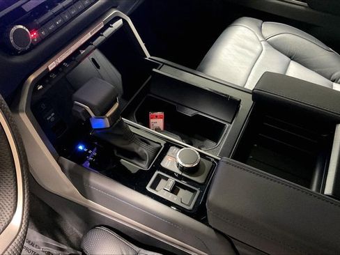 New 2026 Toyota Sequoia Platinum AWD/4WD image 8