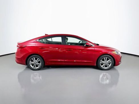 Used 2017 Hyundai Elantra SE FWD image 7