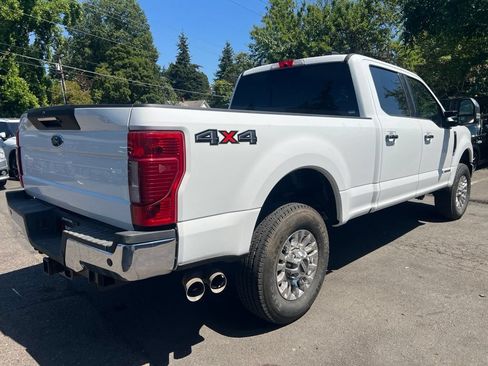 Used 2022 Ford F350 Lariat w/ Lariat Ultimate Package AWD/4WD image 4