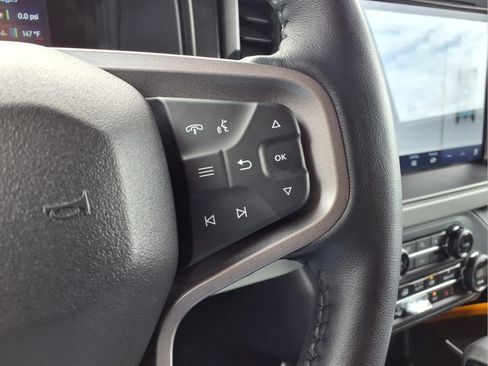 Used 2023 Ford Bronco Badlands AWD/4WD image 23