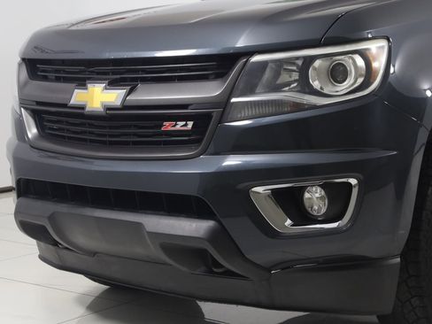 Used 2018 Chevrolet Colorado Z71 image 45