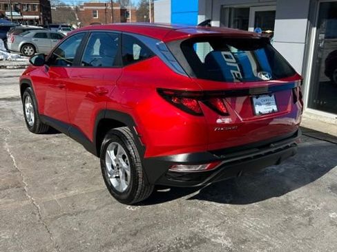 Used 2023 Hyundai Tucson SE image 5