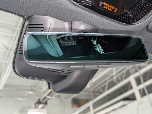 Certified 2026 Mercedes-Benz GLC 43 AMG 4MATIC image 32