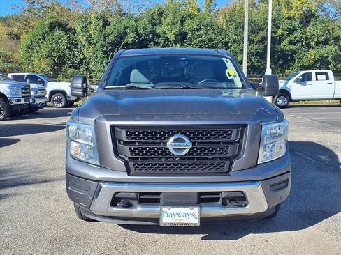 Used 2021 Nissan Titan SV w/ SV Convenience Package image 19