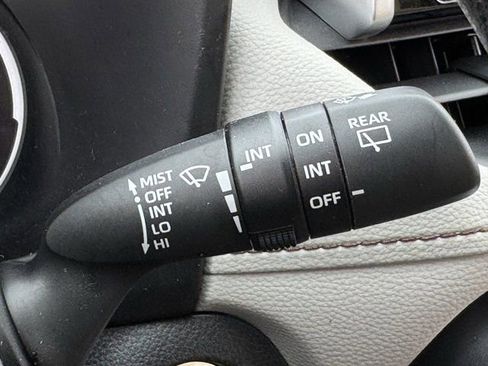 Used 2023 Toyota RAV4 XLE image 23