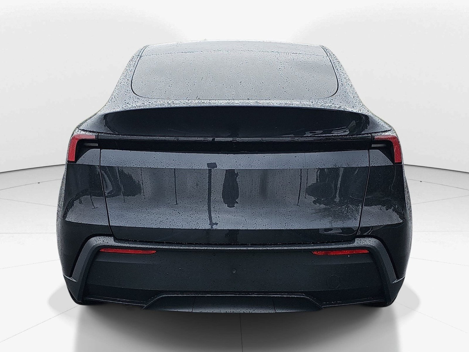 Used 2026 Tesla Model Y 2WD image 5