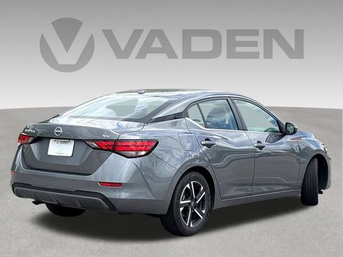 Used 2024 Nissan Sentra SV FWD image 20