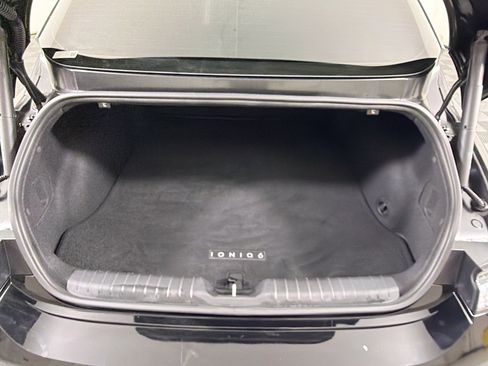 Used 2024 Hyundai Ioniq 6 SEL RWD image 28