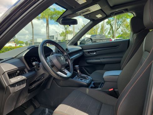 Used 2025 Honda CR-V Sport image 12