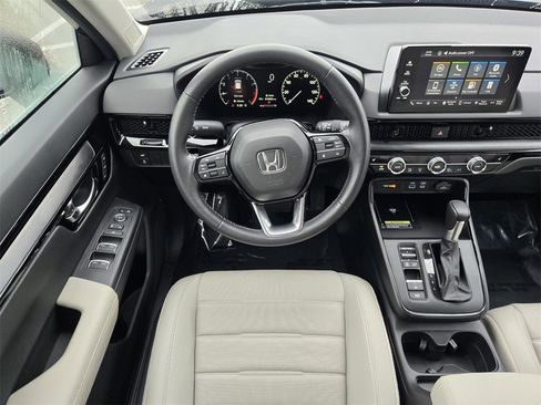 Used 2025 Honda CR-V EX-L image 13