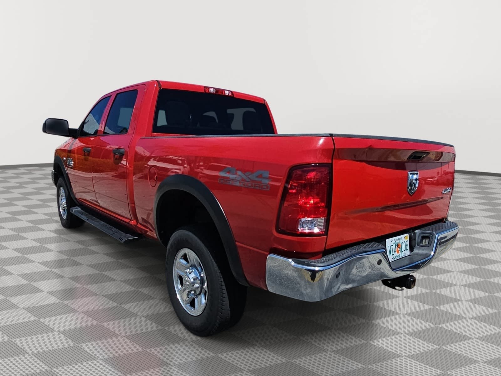 Used 2018 RAM 2500 Tradesman w/ Chrome Appearance Group AWD/4WD image 6
