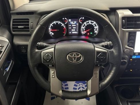 Used 2023 Toyota 4Runner Limited AWD/4WD image 10
