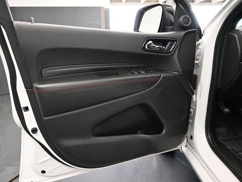 Used 2023 Dodge Durango GT image 18
