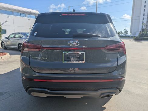 Used 2022 Hyundai Santa Fe XRT FWD image 5
