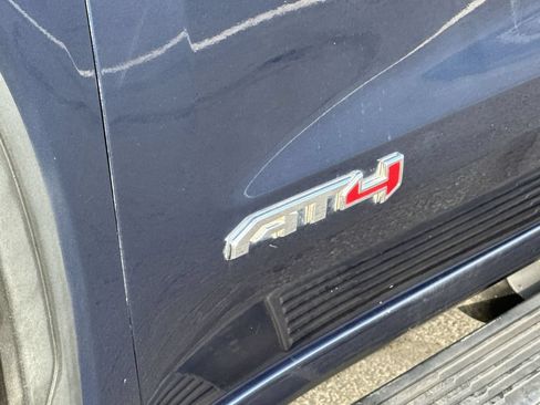 Used 2020 GMC Sierra 1500 AT4 w/ AT4 Premium Package AWD/4WD image 32