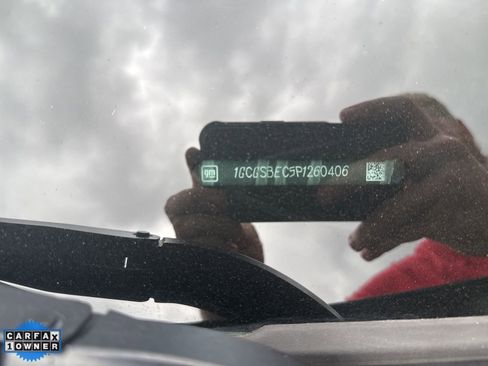 Used 2023 Chevrolet Colorado W/T image 10