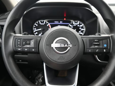Certified 2024 Nissan Rogue SV AWD/4WD image 14