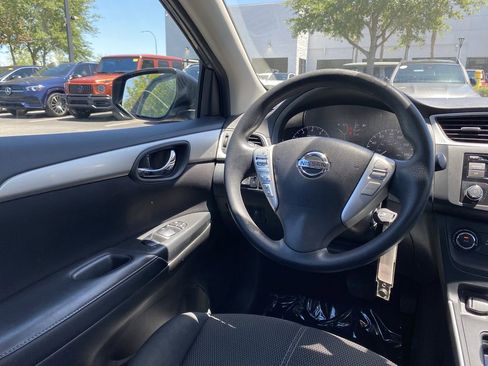 Used 2017 Nissan Sentra S FWD image 3