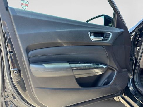 Used 2018 Acura TLX FWD image 39