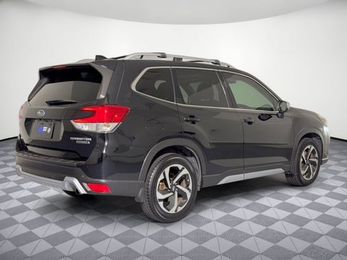 Used 2022 Subaru Forester Touring w/ Popular Package #3 AWD/4WD image 9