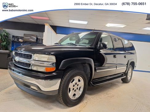 Used 2005 Chevrolet Suburban LT w/ Preferred Equipment Group RWD image 3