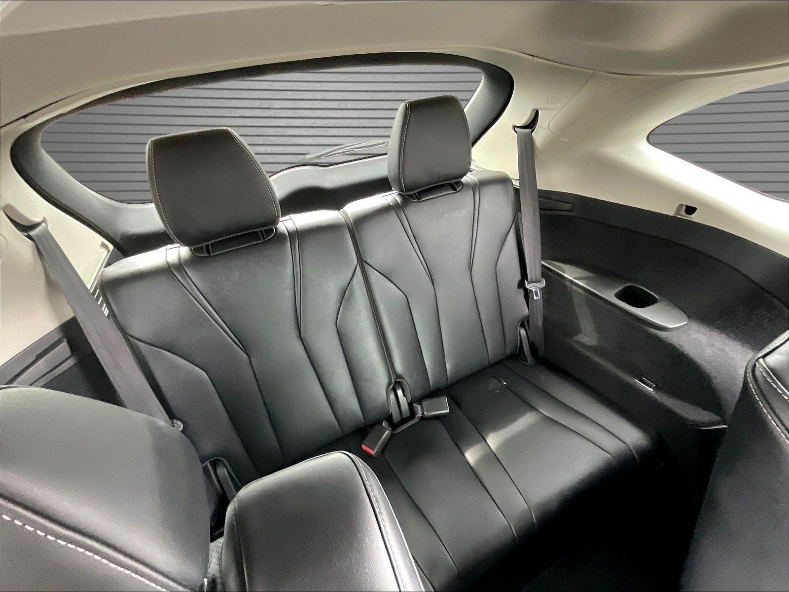 Used 2022 Acura MDX w/ Technology Package FWD image 24