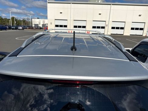 Used 2013 Nissan Pathfinder Platinum image 19