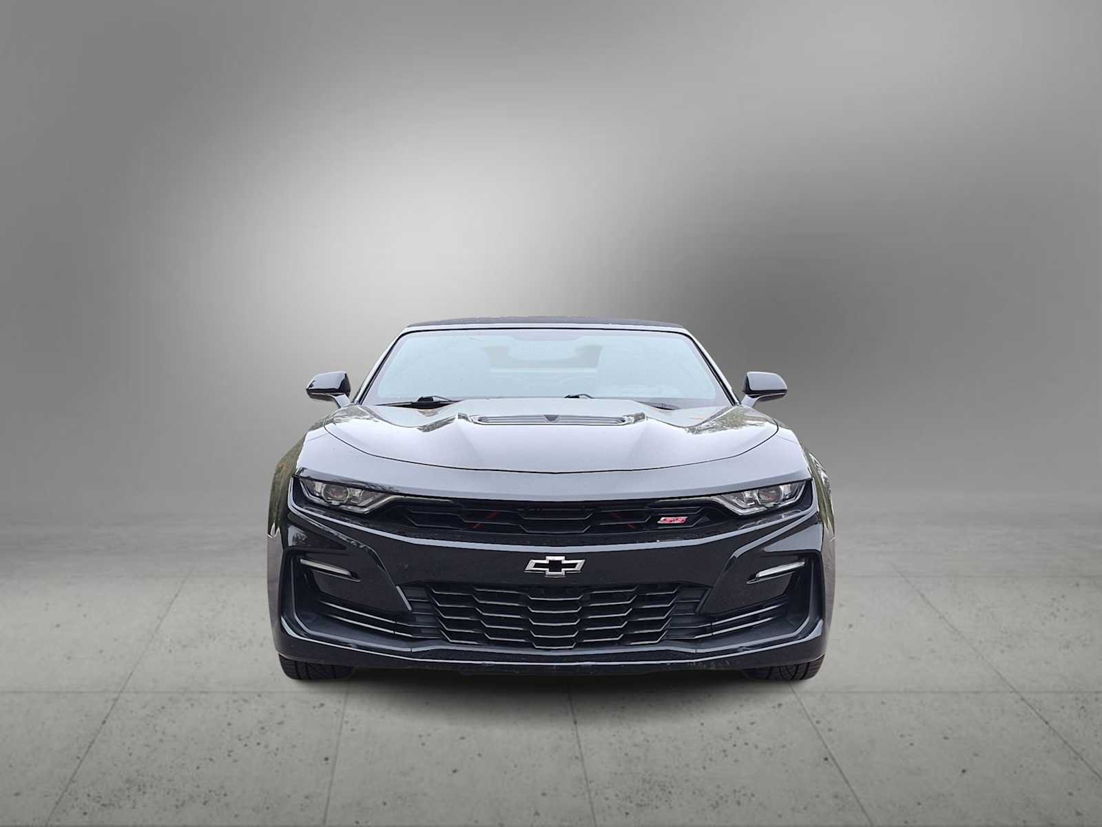 Used 2019 Chevrolet Camaro SS RWD image 3