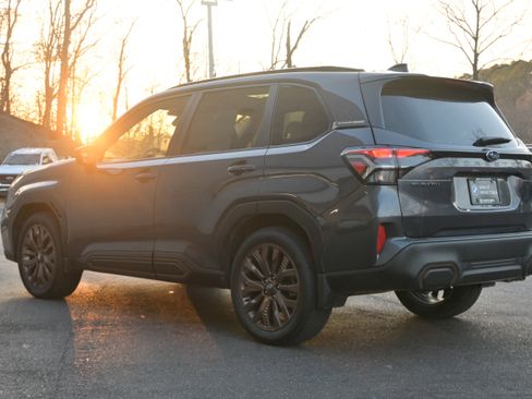 Used 2025 Subaru Forester Sport image 7