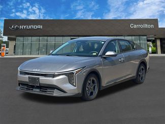 Used 2025 Kia K4 FWD video 1