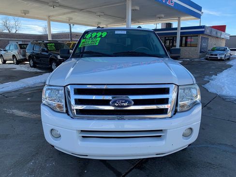 Used 2013 Ford Expedition EL XLT image 2